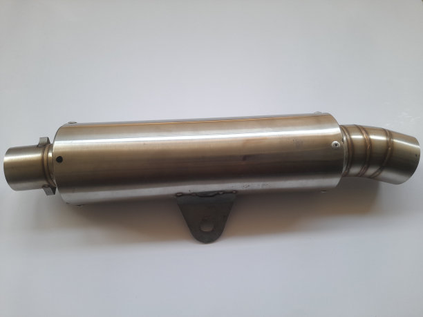 比赛摩托车排气的顶视图是由不锈钢白色背景图片下载