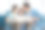 年轻的亚洲家庭在家里一起学习的照片图片下载