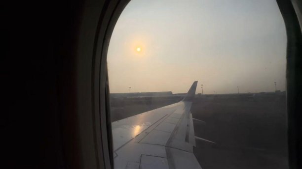 飞机内部的大气图片下载