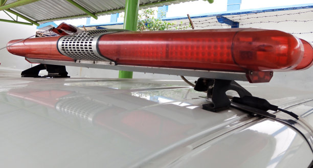 救护车应急灯图片下载