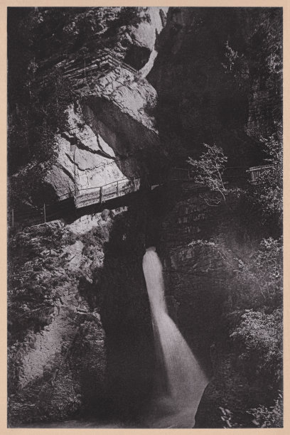 瑞士伯尔尼高地劳特布龙嫩河谷的特<s:1>梅尔巴赫瀑布，拼版，1898年左右出版图片下载