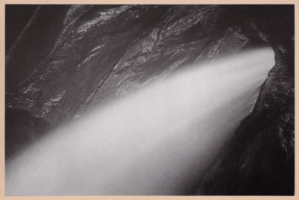 瑞士伯尔尼高地劳特布龙嫩河谷的特<s:1>梅尔巴赫瀑布，拼版，1898年左右出版图片下载