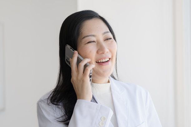 医学的女孩图片下载