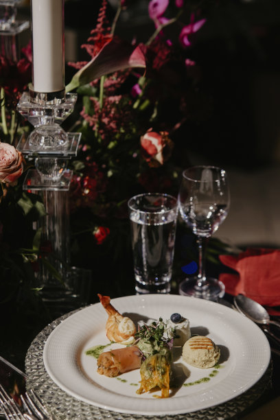 餐厅食品，传统美食，小吃盘图片图片下载