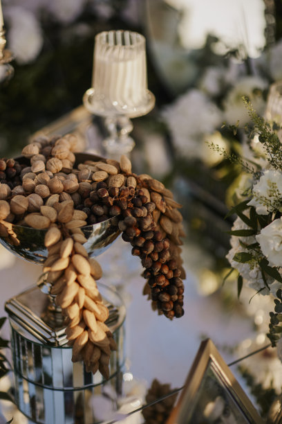 波斯婚礼仪式装饰和传统食物的照片图片下载