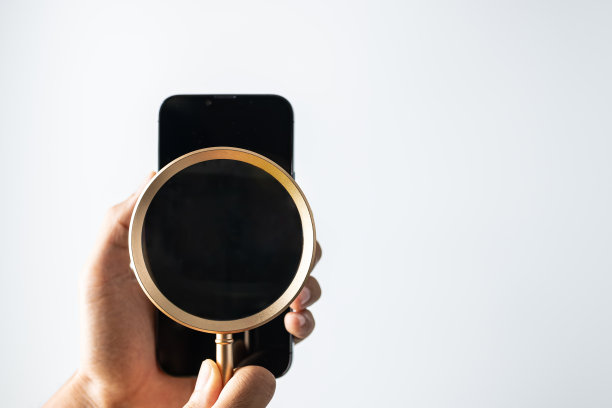 创新在线搜索手机放大镜在线搜索和网络安全概念。图片下载