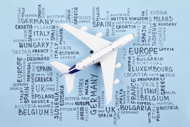 飞机和字云与欧洲国家图片下载