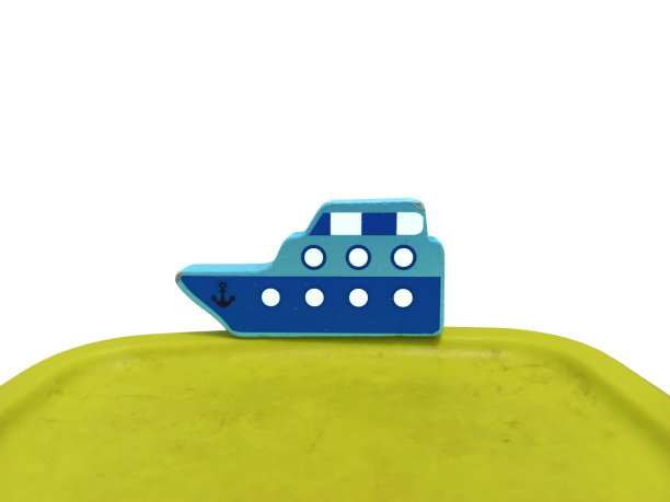 木制玩具船图片下载