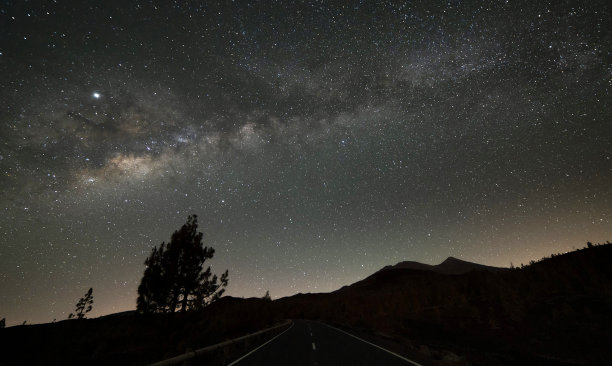 美丽的爱尔兰银河图片图片下载