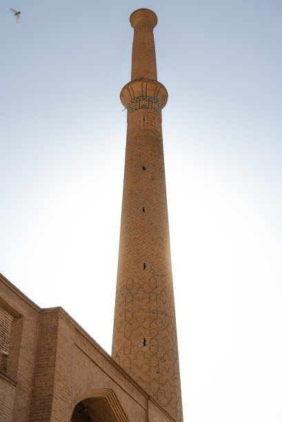 伊朗伊斯法罕聚礼清真寺庭院西侧，伊朗最古老的清真寺，联合国教科文组织世界遗产图片下载