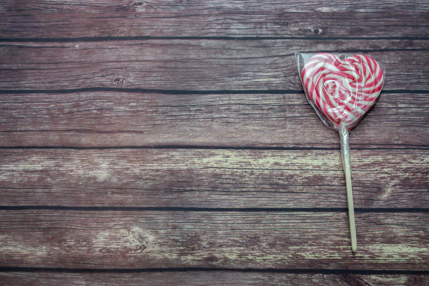 心形的糖果图片下载