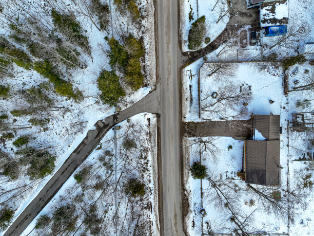 冬天的乔治亚湾靠近加拿大安大略省的蒂尼图片下载