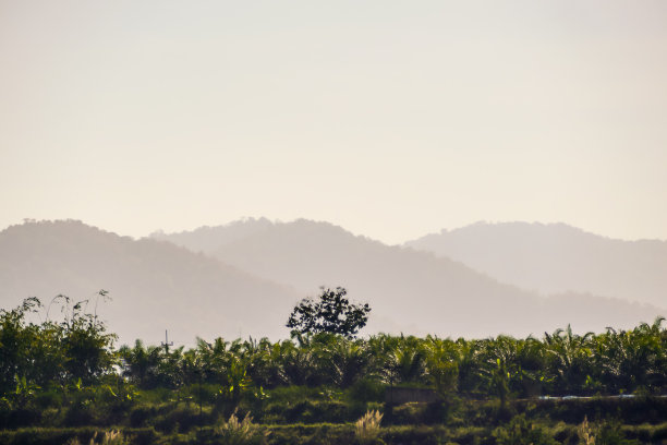 风景以山与云，数码照片图片为背景图片下载