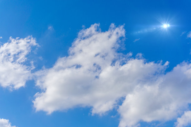 阳光和清新蓝天白云背景素材图片下载