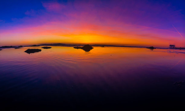 水上之火图片下载