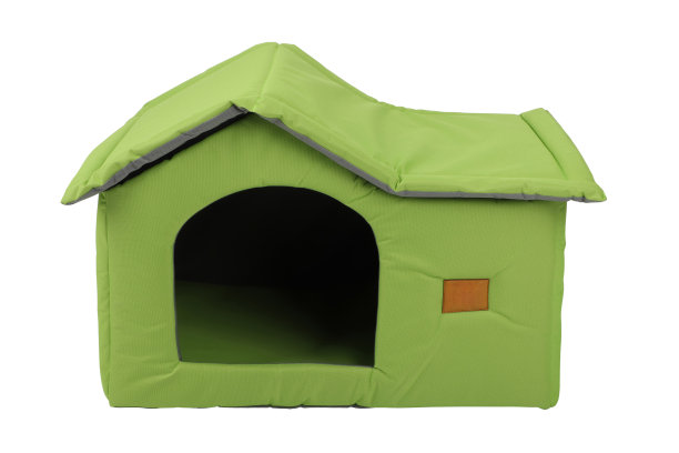 宠物犬舍，织物巢屋为小型狗和猫，孤立的白色背景。剪切路径。图片下载