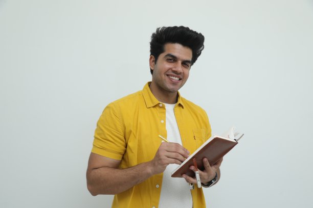 男青少年在白色背景的库存照片，库存照片图片下载