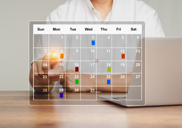 商人通过数字计划和有效的任务管理获得成功。图片下载