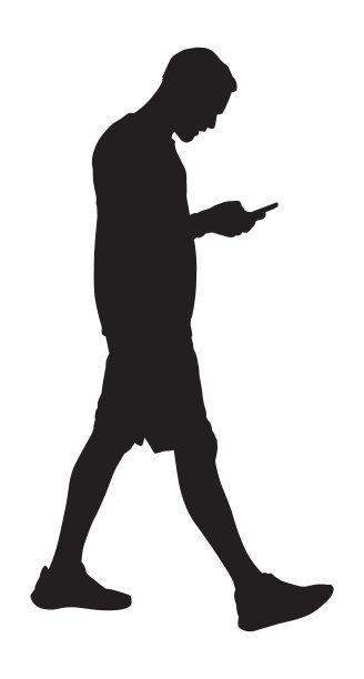 带着智能手机走路的男人图片下载