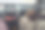 人们开车带着心爱的猫旅行。图片下载