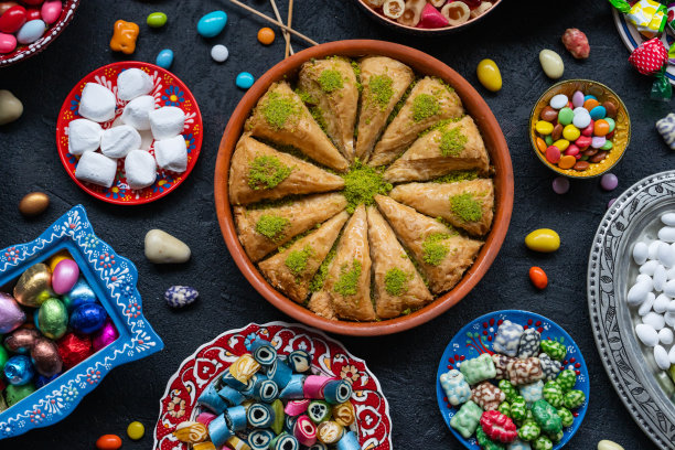 彩色糖果和巧克力，斋月卡里姆概念照片，伊斯坦布尔，土耳其(土耳其)图片下载