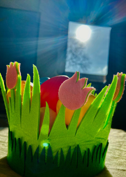 复活节装饰篮图片下载