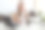 一个迷人的年轻女商人在她的家庭办公室工作时在她的笔记本上写字的剪辑照片。图片下载