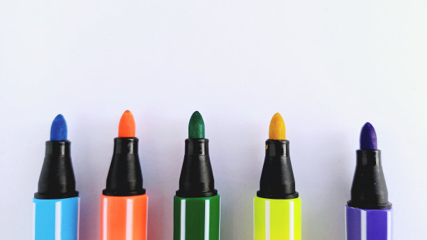 彩色毡尖笔，红色笔图片下载