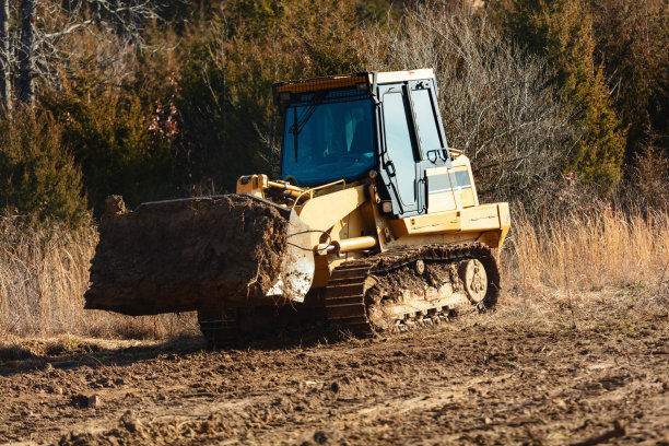 土方移动设备土地开发和池塘建设中西部美国密苏里州照片系列图片下载