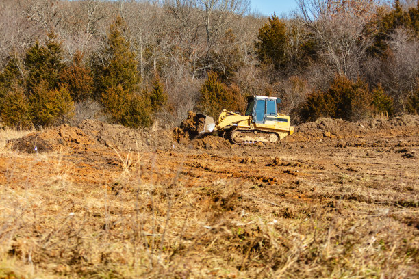 土方移动设备土地开发和池塘建设中西部美国密苏里州照片系列图片下载