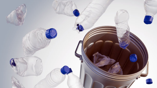 一个堆满塑料瓶的垃圾桶图片下载