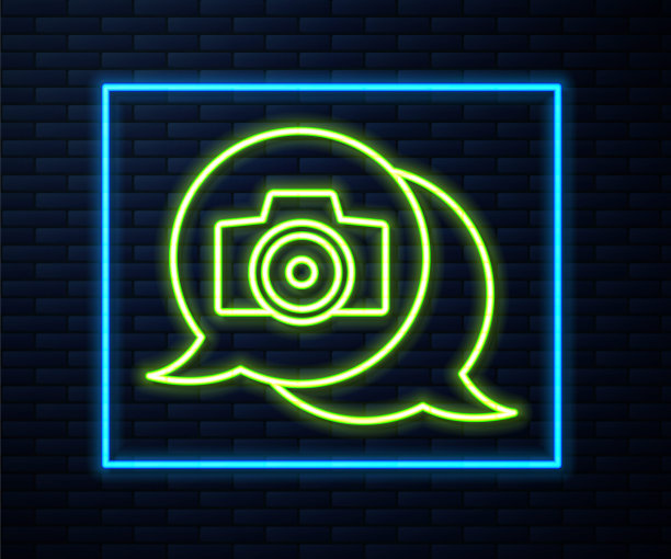 发光的霓虹灯线照片相机图标孤立的砖墙背景。与相机。数码摄影。向量图片下载