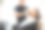 理发师给顾客刮胡子图片下载
