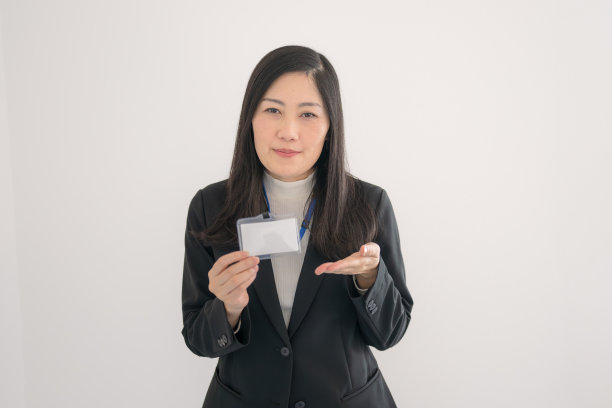 名牌和女人图片下载