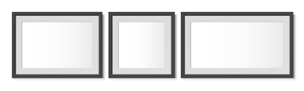 现实的黑色水平和方形框架。图片下载