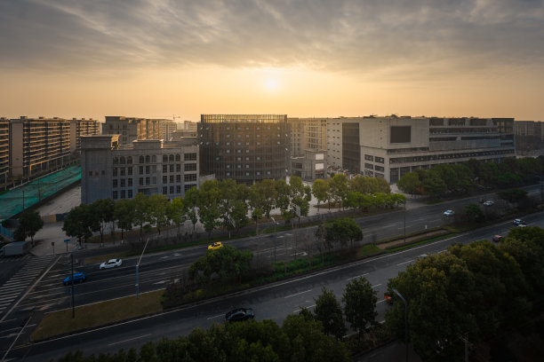 日出城住宅楼图片下载
