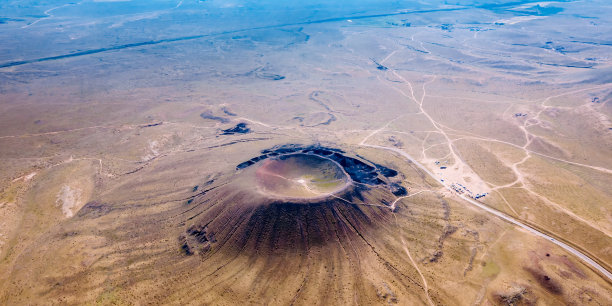 中国内蒙古乌兰察布乌兰哈达五号火山鸟瞰图图片下载