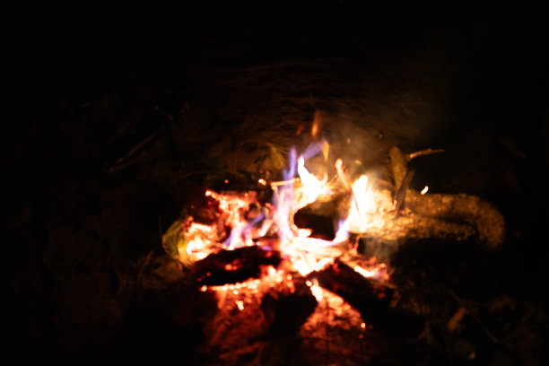 冬天拉奎特湖的星夜图片下载