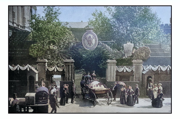 古色古香的伦敦照片:卡尔顿俱乐部和马尔伯勒之家的装饰图片下载