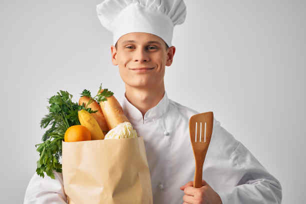 穿着厨师制服的人，食品服务包，食品准备健康图片下载