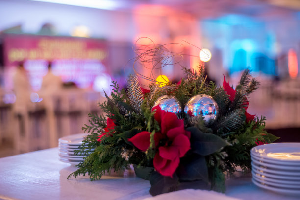 商务活动的圣诞中心装饰品图片下载