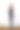 年轻女孩加码黑色t恤模特照片左看全长接近白色背景图片下载