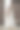 一位穿着透明长袍、头戴王冠、留着婚礼发型的美丽少女，正在皇家室内酒店准备婚礼。长面纱，自然光，人像照片图片下载