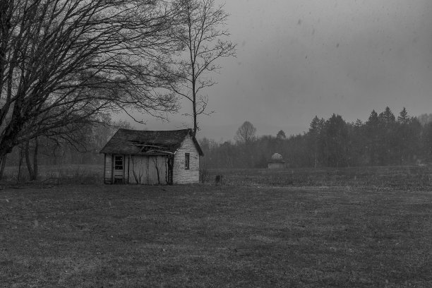 特拉华水口国家休闲区废弃的农场建筑黑白照片图片下载