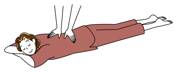 可爱的女士穿着按摩服躺在他的腹部接受按摩。简单插图矢量图片下载