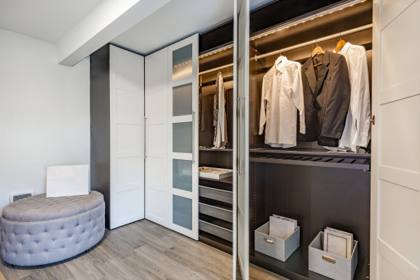 装修和上演的家庭内部照片图片下载