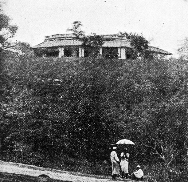 1895年印度的人物和地标:吉大港的平房图片下载