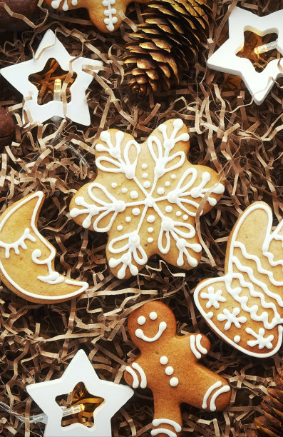 圣诞饼干手工礼品新年概念竖版照片图片下载