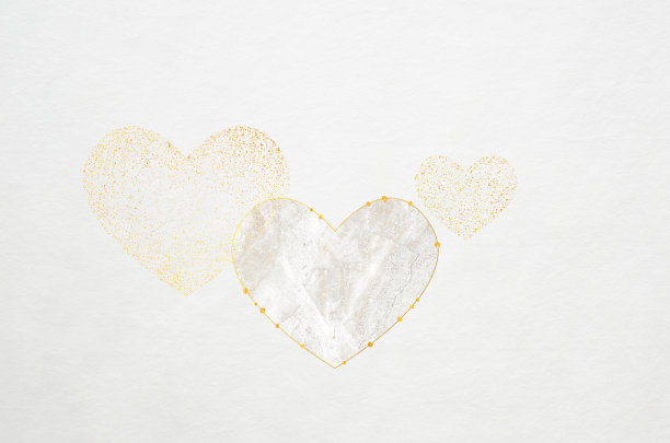 和石纸的纹理带有金色的心图片下载