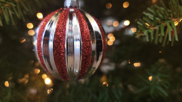 圣诞装饰霓虹灯中国灯。耶稣基督生日快乐。图片下载